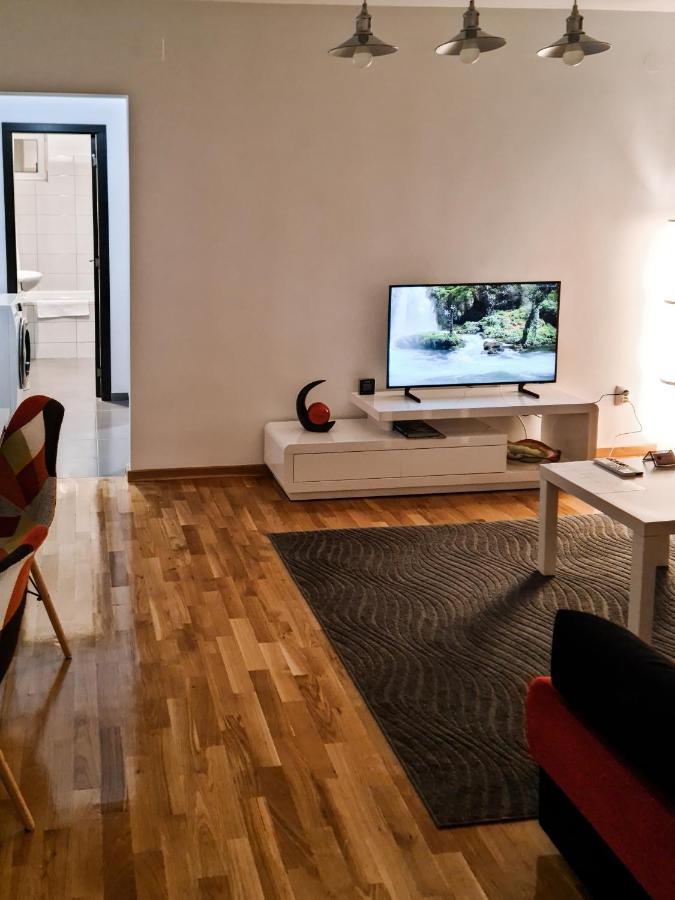 Apartament Alina Deva Bagian luar foto