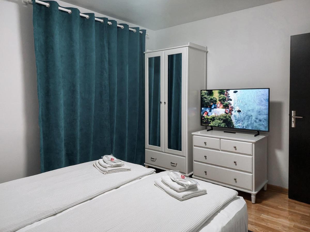 Apartament Alina Deva Bagian luar foto