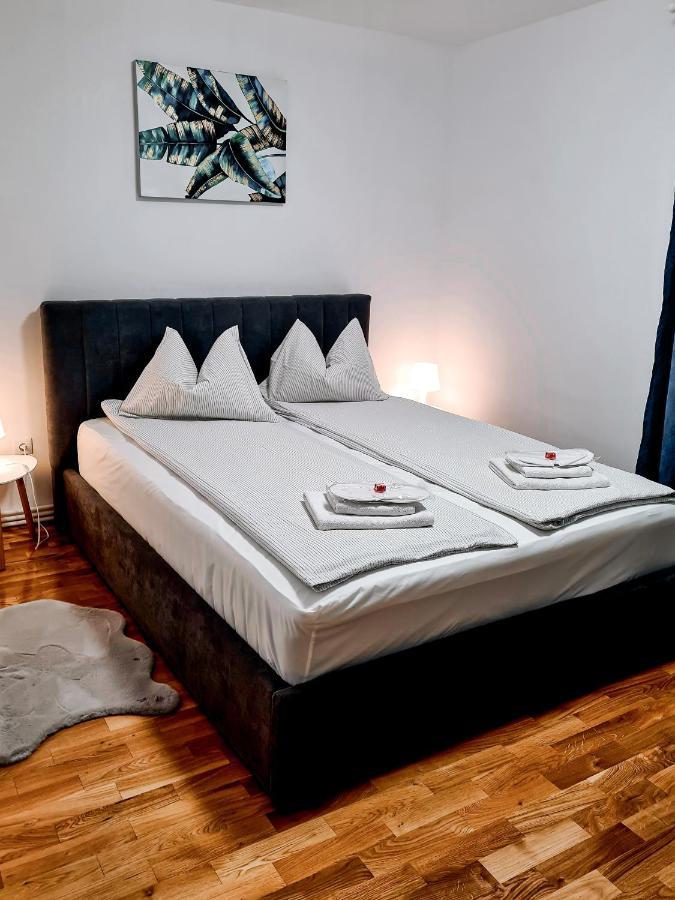 Apartament Alina Deva Bagian luar foto