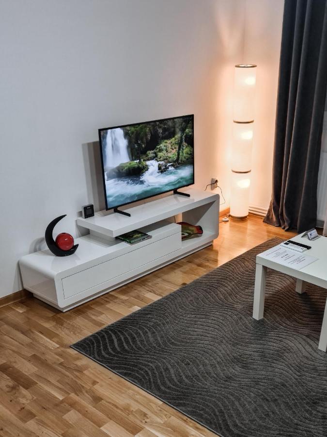 Apartament Alina Deva Bagian luar foto